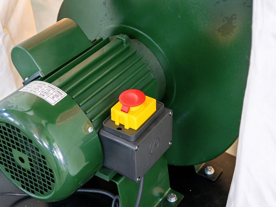 Elektromagnetischer Schalter